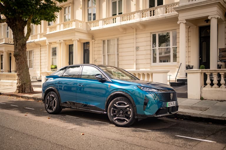UK city could become first in country to impose higher parking price for SUVs